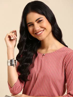Showoff women's scoop neck striped block print mauve straight kurta and trouser 1