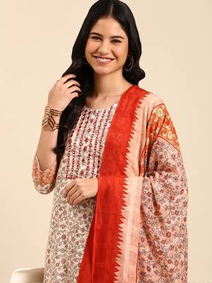 Showoff women's scoop neck floral block print peach straight kurta and trouser with dupatta 1