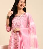 women's scoop neck floral foil print pink a-line kurta and trouser with dupatta