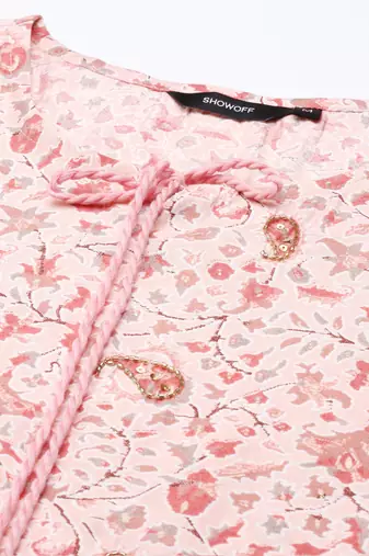 Showoff women's keyhole neck paisley peach straight kurta and trouser