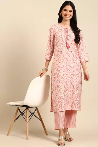 Showoff women's keyhole neck paisley peach straight kurta and trouser