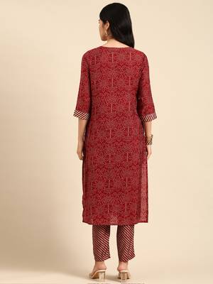 women's scoop neck bandhani maroon straight kurta and trouser 4