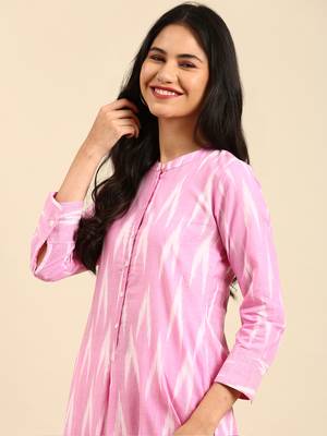 Showoff women's mandarin collar woven design ikat pink straight kurta and trouser 1