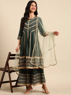 Showoff women's scoop neck bandhani green anarkali kurta and sharara with dupatta 5