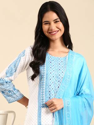 Showoff women's scoop neck ethnic motifs block print white straight kurta and trouser with dupatta 1