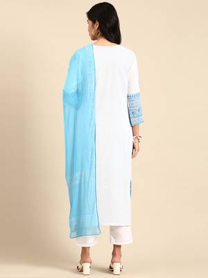Showoff women's scoop neck ethnic motifs block print white straight kurta and trouser with dupatta 4
