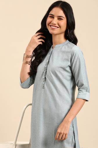 Showoff women's mandarin collar solid blue straight kurta and trouser