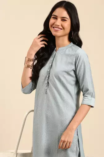 Showoff women's mandarin collar solid blue straight kurta and trouser