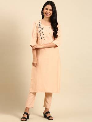 Showoff women's scoop neck solid peach straight kurta and trouser 3