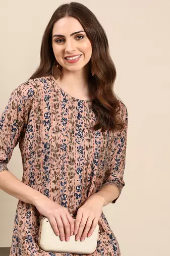 women's scoop neck floral foil print peach straight kurta and trouser