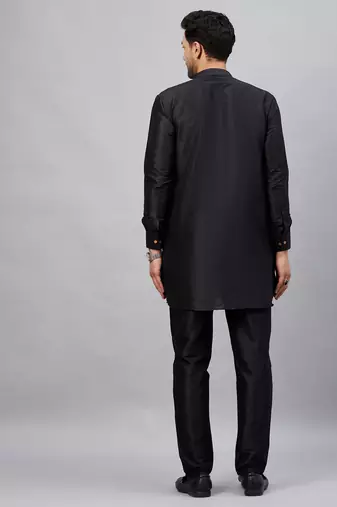 Black And Black Cotton Blend Kurta Pyjama Set