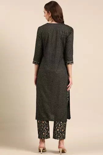 women's round neck ethnic motifs foil print green straight kurta and trouser
