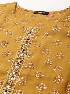 women's round neck ethnic motifs foil print gold straight kurta and trouser 3