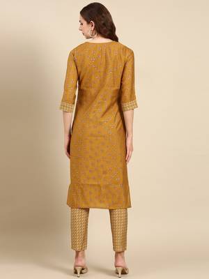 women's round neck ethnic motifs foil print gold straight kurta and trouser 5