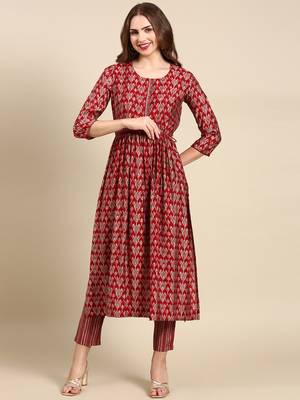 women's round neck ethnic motifs foil print maroon straight kurta and trouser 2
