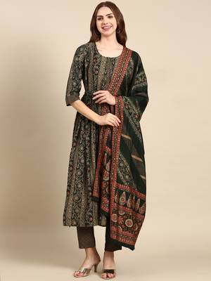 women's round neck ethnic motifs foil print green anarkali kurta and trouser with dupatta 1
