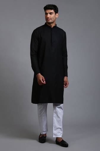 Men'S Black And White Cotton Blend Kurta Pyjama Set