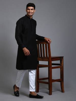 Black And White Cotton Blend Kurta Pyjama Set 2
