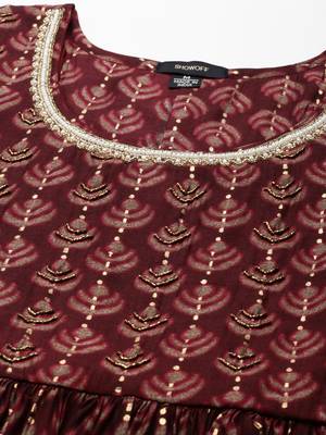 women's round neck ethnic motifs foil print burgundy anarkali kurta and trouser 3