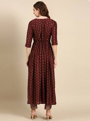 women's round neck ethnic motifs foil print burgundy anarkali kurta and trouser 4