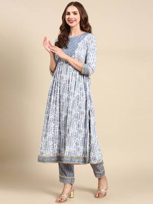 women's round neck floral block print white anarkali kurta and trouser with dupatta 4