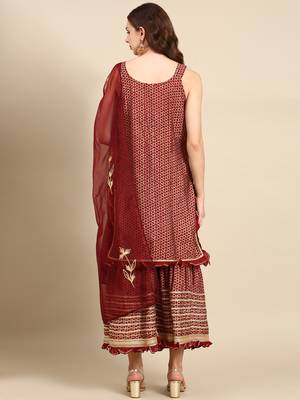 women's shoulder straps geometric maroon straight kurta and sharara with dupatta 4