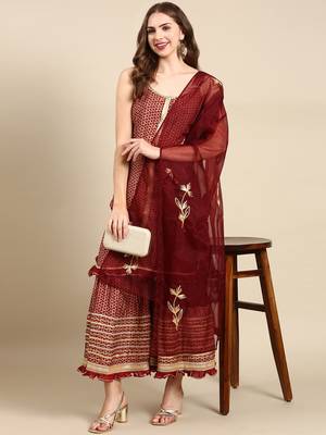 women's shoulder straps geometric maroon straight kurta and sharara with dupatta 5