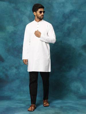 Men'S White And Black Cotton Blend Kurta Pyjama Set 1