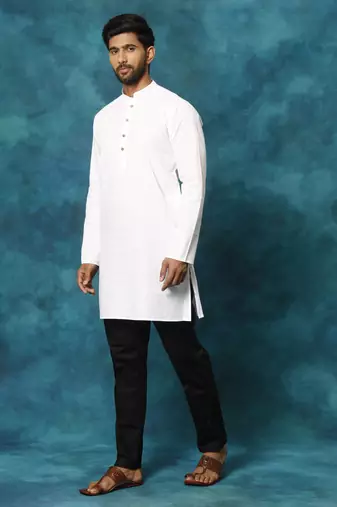 Men'S White And Black Cotton Blend Kurta Pyjama Set