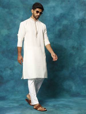 Cream And White Cotton Blend Kurta Pyjama Set 1
