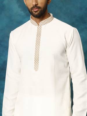 Cream And White Cotton Blend Kurta Pyjama Set 4