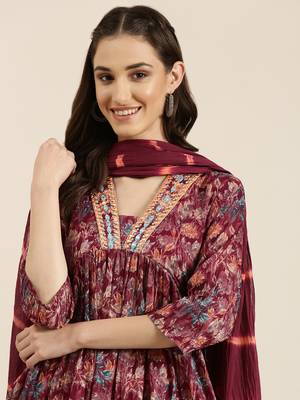 women's v-neck floral foil print magenta a-line kurta and trouser with dupatta 1