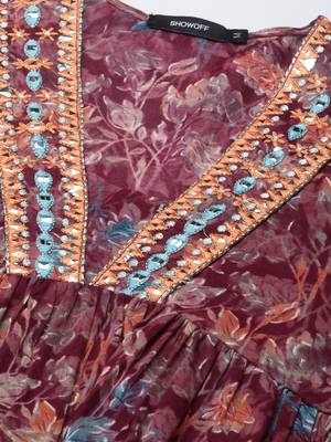 women's v-neck floral foil print magenta a-line kurta and trouser with dupatta 3