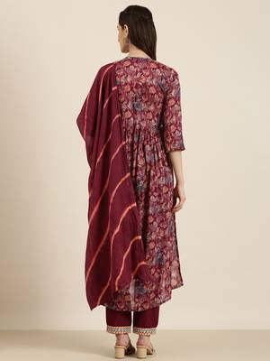 women's v-neck floral foil print magenta a-line kurta and trouser with dupatta 4