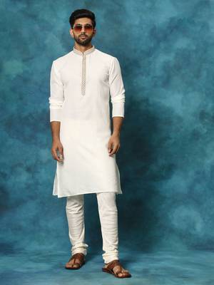 Cream And Cream Cotton Blend Kurta Pyjama Set 1