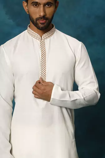 Cream And Cream Cotton Blend Kurta Pyjama Set