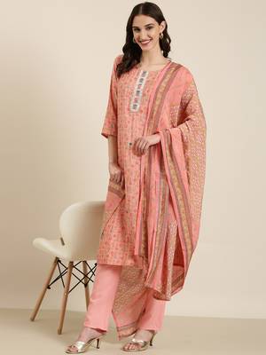 women's round neck floral foil print peach straight kurta and trouser with dupatta 5