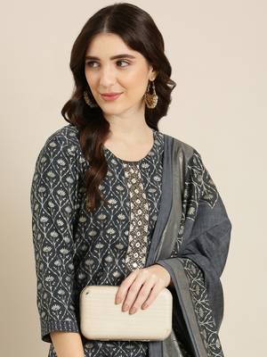 Showoff women's round neck floral foil print grey straight kurta and trouser with dupatta 1