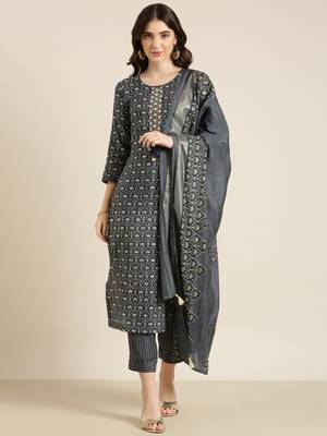 Showoff women's round neck floral foil print grey straight kurta and trouser with dupatta 2