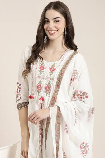 women's round neck floral off white a-line kurta and trouser with dupatta