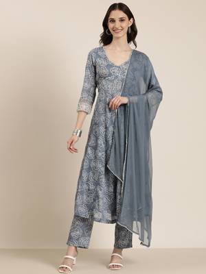 women's v-neck floral grey anarkali kurta and trouser with dupatta 2