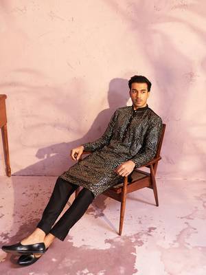 Black Georgette Kurta Pyjama Set 1