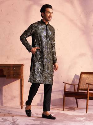 Black Georgette Kurta Pyjama Set 2
