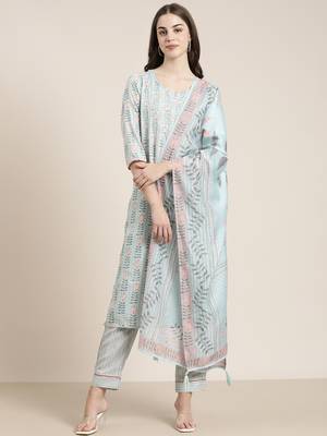 Showoff women's round neck floral sea green straight kurta and trouser with dupatta 2