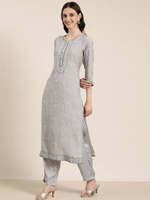women's round neck floral grey straight kurta and trouser with dupatta 4