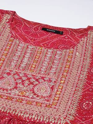 women's round neck bandhani zari pink a-line kurta and trouser with dupatta 3