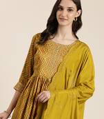 women's round neck chevron leheriya lime green a-line kurta and trouser with dupatta