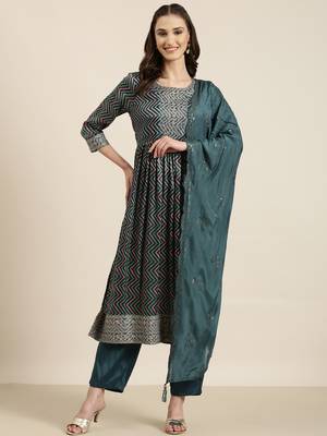 women's round neck chevron leheriya teal a-line kurta and trouser with dupatta 2