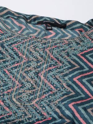 women's round neck chevron leheriya teal a-line kurta and trouser with dupatta 3