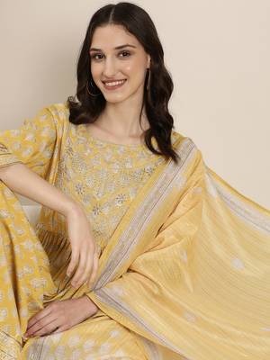 women's round neck floral zari mustard a-line kurta and trouser with dupatta 1
